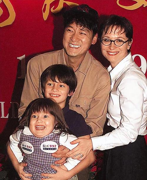 新澳2025天天正版资料和周华健儿子结婚与周华健儿子结婚照片和结婚照